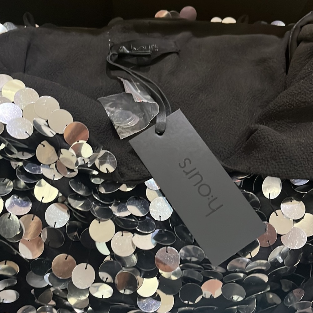 h:ours Bella Midi Dress in Silver size XXS. - Picture 5 of 6